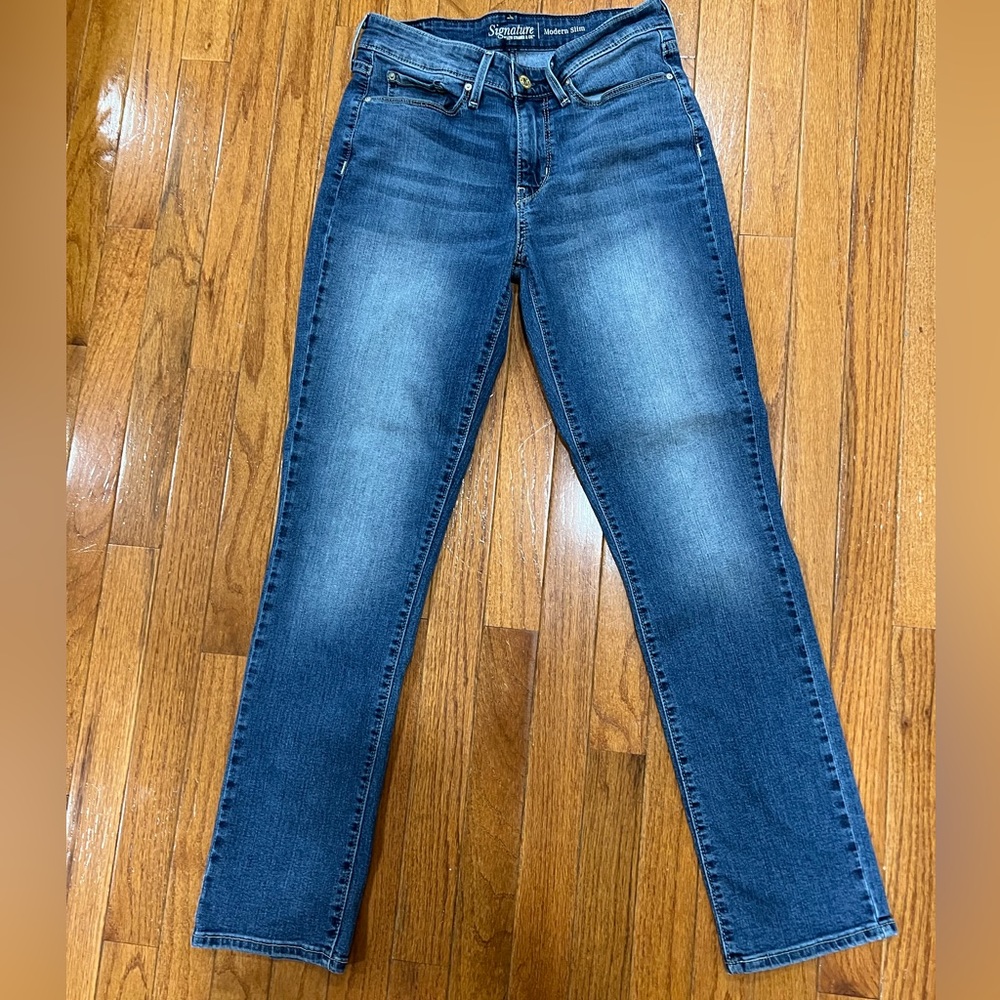 Signature by Levi Strauss Modern Slim Size 6m